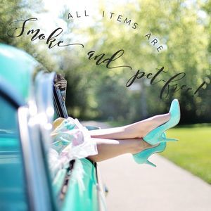 All items are smoke & pet-free!